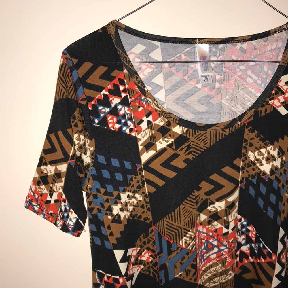NWT Perfect T LuLaRoe Top - Picture 2 of 5
